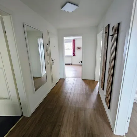 3 Zimmer-wohlfuehl-oase Mit Balkon-lounge & Office הנובר